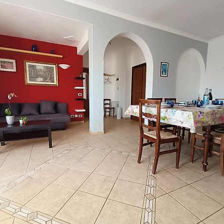 Avellini - Delightful And Spacious Apartment With Terrace - Near Metro A Cornelia Roma Dış mekan fotoğraf