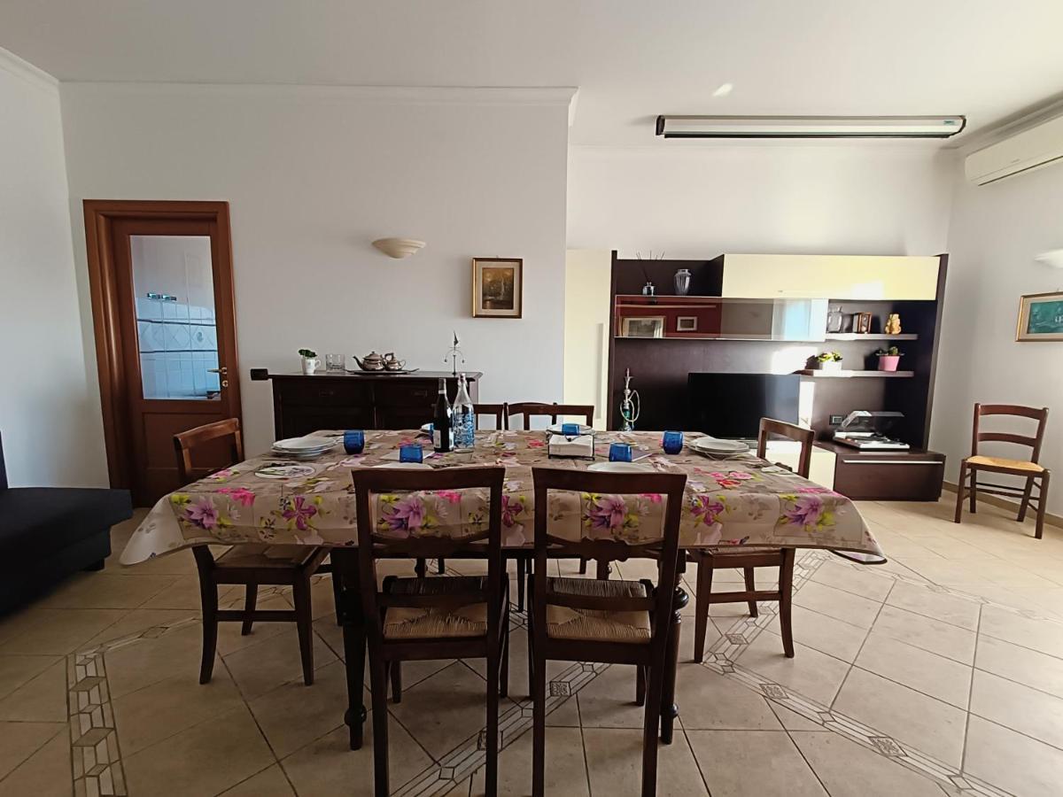 Avellini - Delightful And Spacious Apartment With Terrace - Near Metro A Cornelia Roma Dış mekan fotoğraf